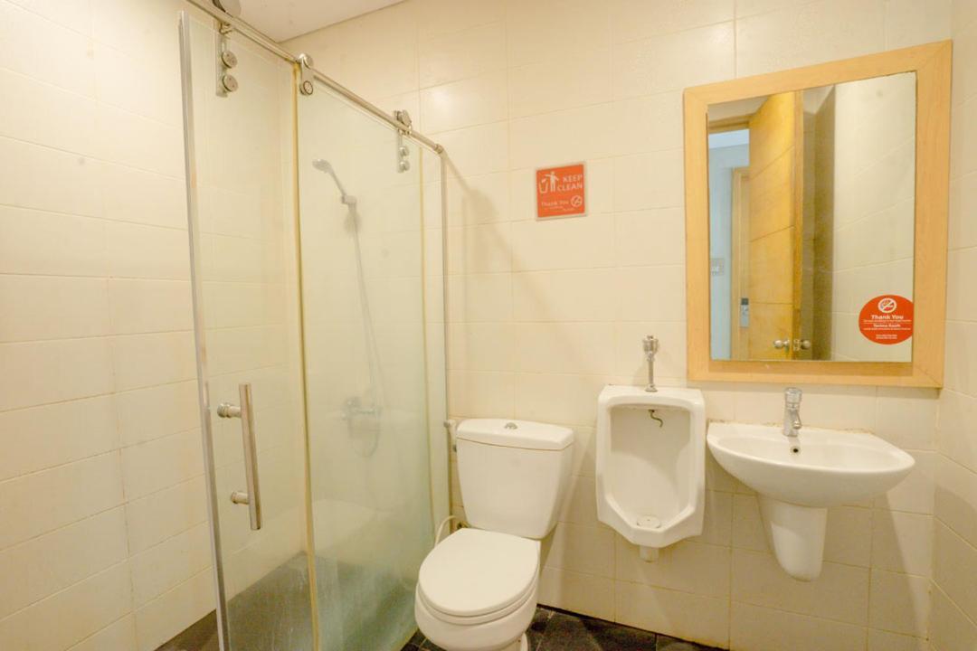 Life Hotel Stasiun Kota Surabaya Habitación foto